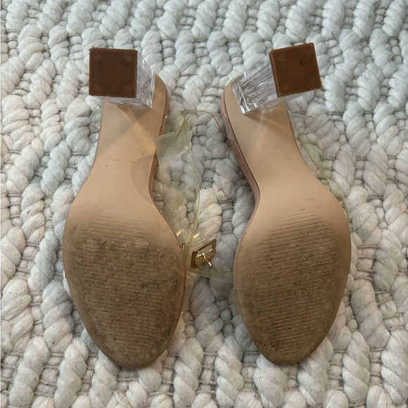 Women’s Fashion Nova Heels Size 9 - Picture 4 of 4
